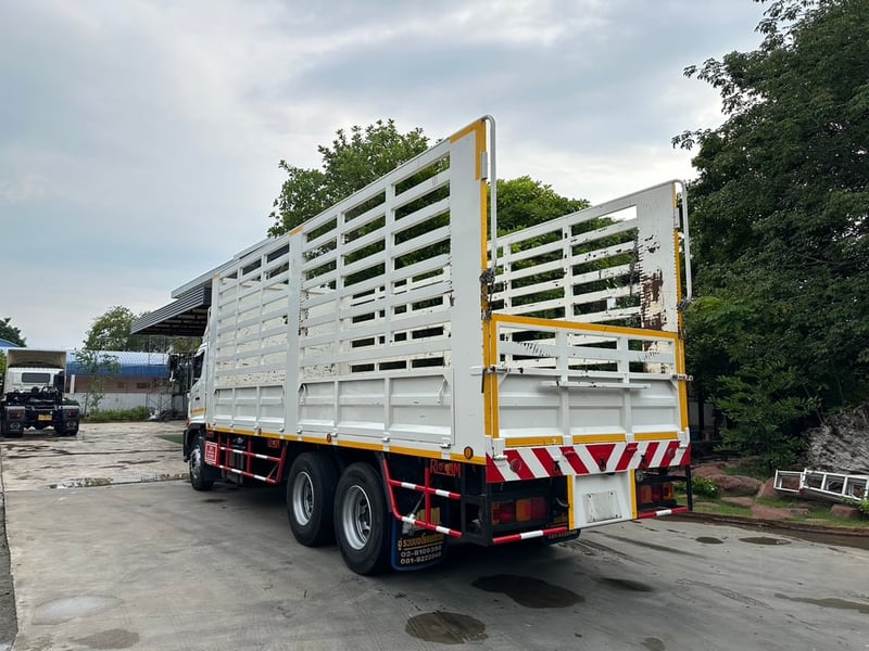 Hino Fl8j 260 แรง ไมล์ 28,000km ปี65 Hino Fl8j 260 แรง ไมล์ 28,000km ปี65