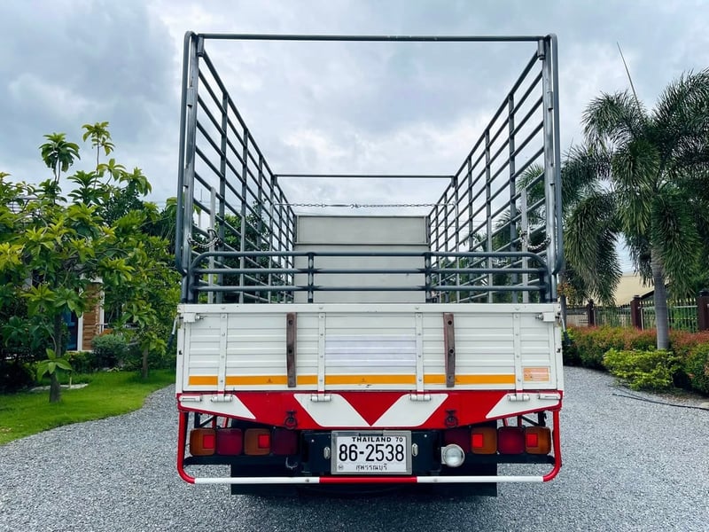 6 ล้อ HINO MEGA FC9J 175 แรงเทอร์โบ คอมมอนเรล ปี 2553 กระบะคอกเหล็กสูง 