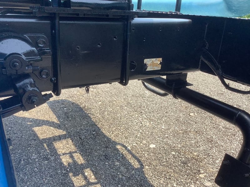 Isuzu FRR210 6 ล้อ รถน้ำ ปี 53 รถน้ำ 6,000 ลิตร Isuzu FRR210 6 ล้อ รถน้ำ ปี 53 รถน้ำ 6,000 ลิตร