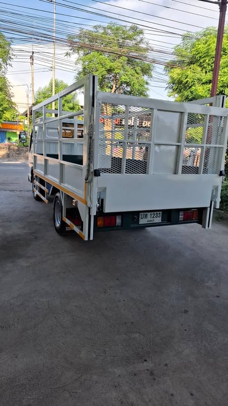 ISUZU รถ4ล้อท้ายลิฟต์ ปี 55 เครือง4BE110แรง ISUZU รถ4ล้อท้ายลิฟต์ ปี 55 เครือง4BE110แรง