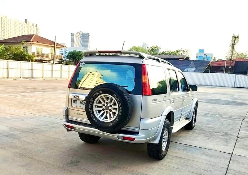 FORD EVEREST 2.5 ดีเซล เกียร์ออโต้ ปี47