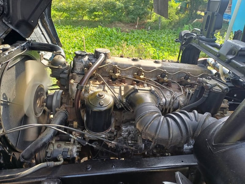 มิตซู 6 ล้อ FK458(195แรง)เพลาบุ๋มปี 49  รถน้ำ 6,000 ลิตร