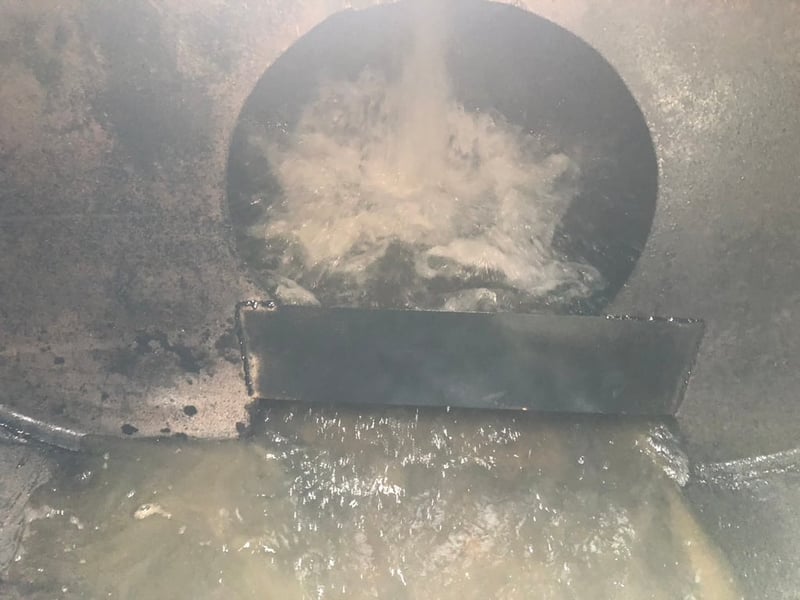 มิตซู 6 ล้อ FK458(195แรง)เบรคใหญ่ เพลาบุ๋ม ปี 49 ราคา 560,000 บาท