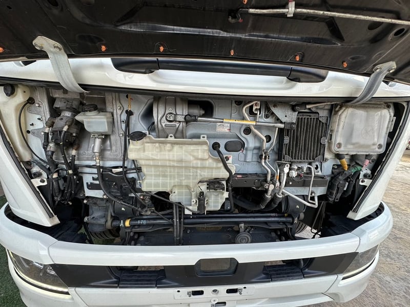 6 ล้อ ตู้สิบบาน Fc9j175 ปี63(ปลายปี) ไมล์ 124,900km 6 ล้อ ตู้สิบบาน Fc9j175 ปี63(ปลายปี) ไมล์ 124,900km