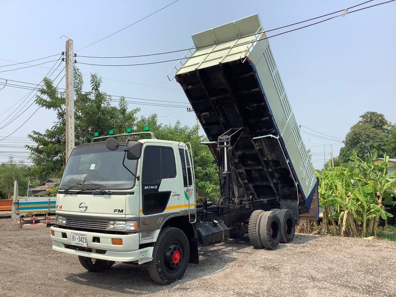 Hino 10 ล้อ ดั้มพ์ (FM3M) 240แรง(M10C) ปี38