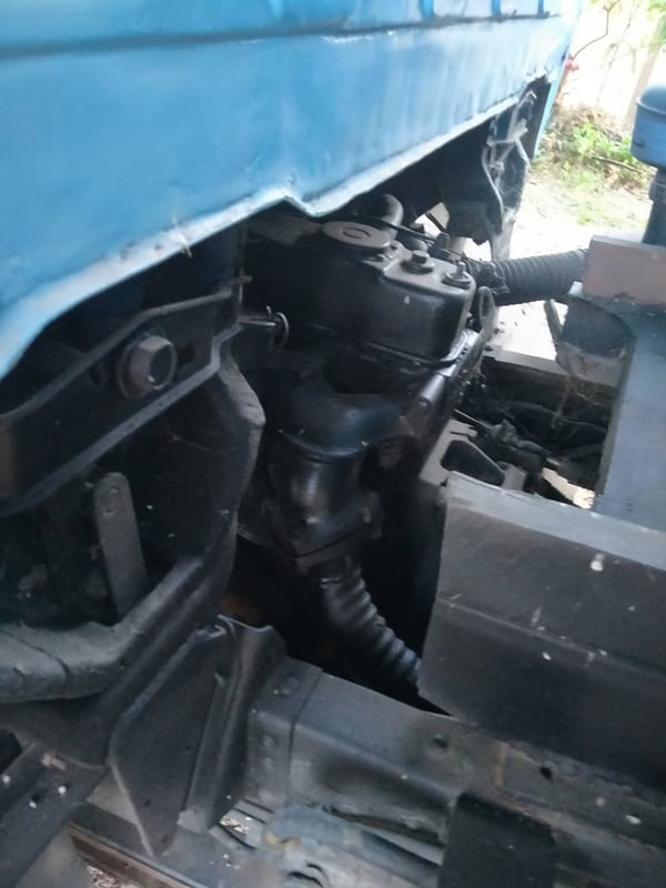 Isuzu 6 ล้อ ดั้มพ์ 110 แรง ปี37 