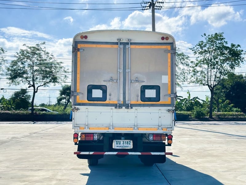 𝐈𝐒𝐔𝐙𝐔 𝐍𝐊𝐑 หัวการ์ตูน เครื่อง 120 แรง กระบะคาร์โก้พร้อมตู้ทึบ 𝐈𝐒𝐔𝐙𝐔 𝐍𝐊𝐑 หัวการ์ตูน เครื่อง 120 แรง กระบะคาร์โก้พร้อมตู้ทึบ