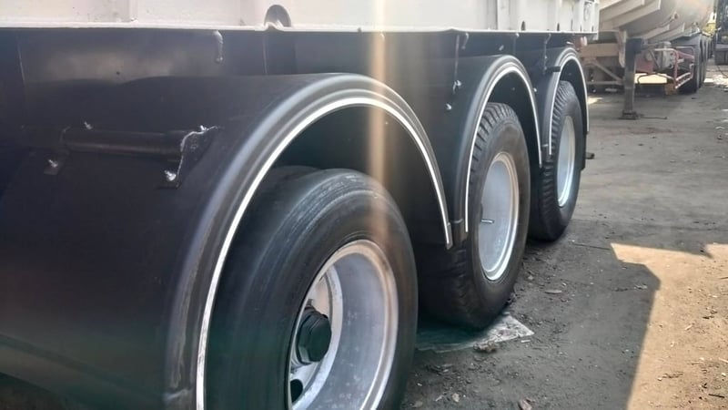 หางพื้นเรียบสามเพลา อาซีเค  ปี 2551 