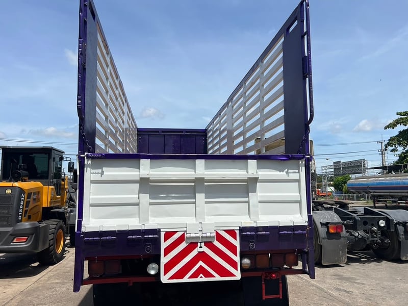 ISUZU #10ล้อ #FVM240 กระบะคอกเพลาเดียว ปี2553  