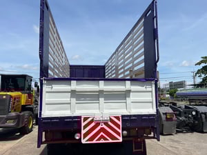 ISUZU #10ล้อ #FVM240 กระบะคอกเพลาเดียว ปี2553  