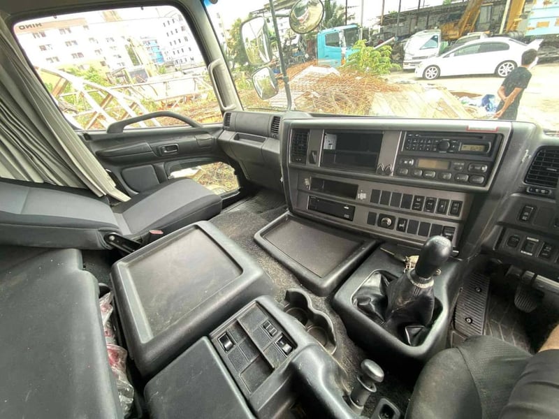 Hino Profia s700 เครื่อง E13C MT 7 Speed แท่นเตี้ย 12 ล้อ 