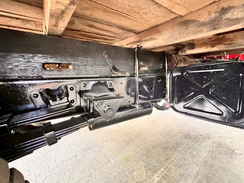 TOYOTA DYNA เครื่อง 14B  ติดเครน TADANO 2.5 ตัน  3 ปลอก 