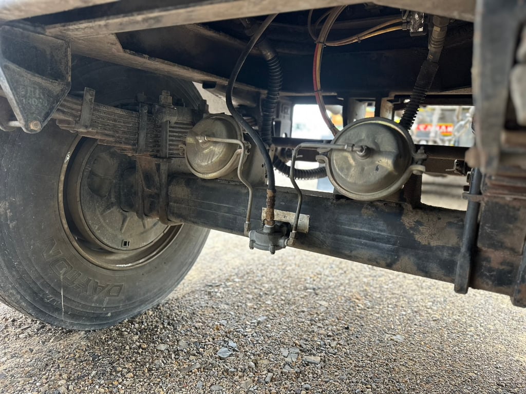 FXZ 360 ปี 56 ไมล์น้อย 573,000 กม. แม่ 12 ล้อ ยาว 6.2 ม. ตัวลูก 3 เพลา 7 ม.ดั้มแม่ลูก FXZ 360 ปี 56 ไมล์น้อย 573,000 กม. แม่ 12 ล้อ ยาว 6.2 ม. ตัวลูก 3 เพลา 7 ม.ดั้มแม่ลูก