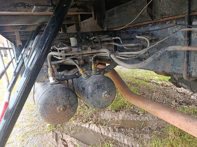 Isuzu 6 ล้อ พื้นเรียบ ปี 45 ยาว 7.2ม.