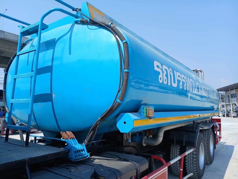 10 ล้อฮีโน่ รถน้ำ500 ปี57 ราคา 1,150,000 บาท