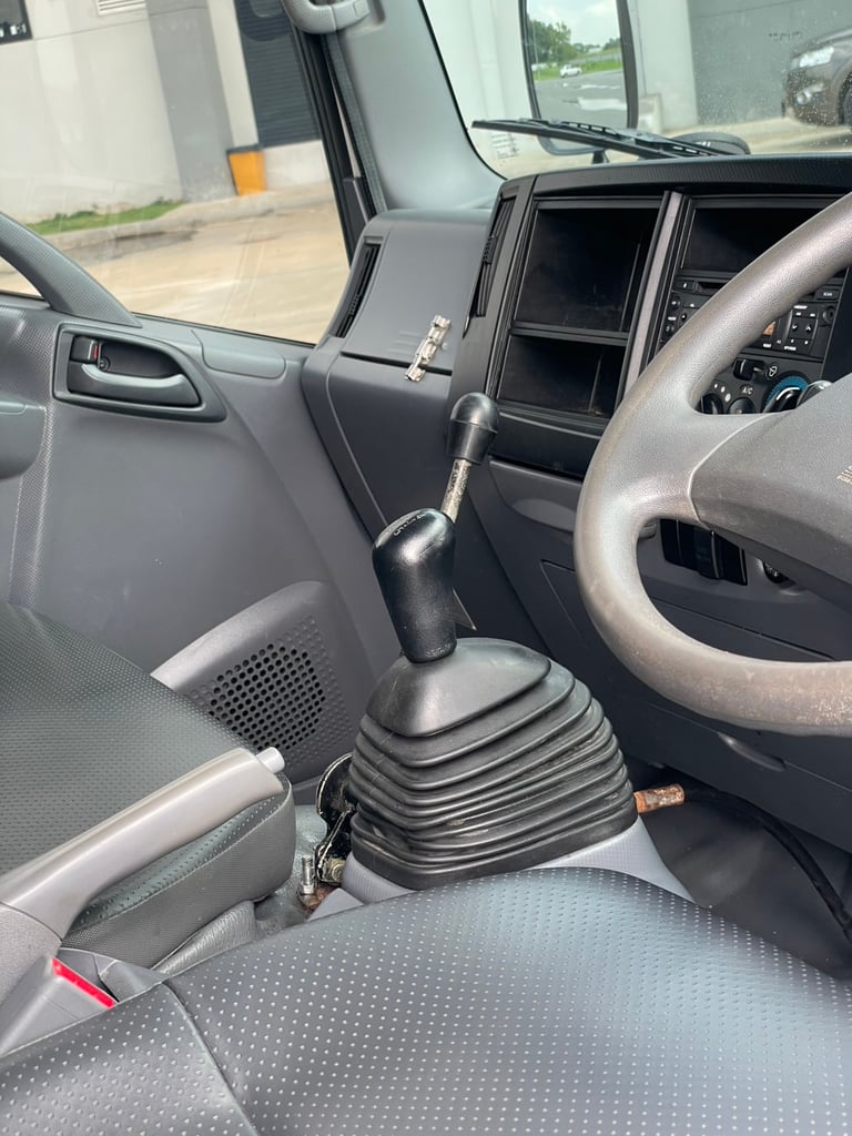 ISUZU NMR130 ดั้มพ์ ปั66 ดั้มพ์ 3 คิว  ISUZU NMR130 ดั้มพ์ ปั66 ดั้มพ์ 3 คิว