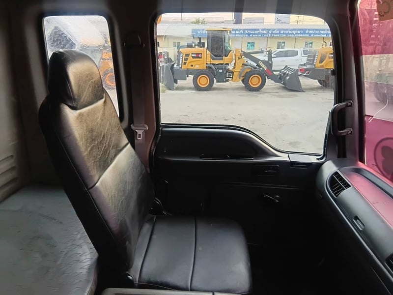 ขายสิบล้อดั้ม อีซูซุ เดก้า 320แรง ปี 2550 รุ่น Max โหลด  ปั้มสามมิตร 