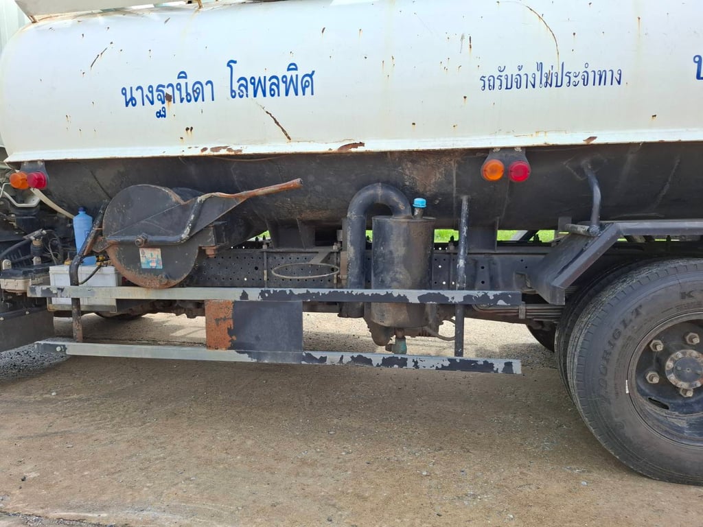 Isuzu 6 ล้อ ISUZU NMR 130 รถดูดสิ่งปฎิกูล ปี64 (เจ้าของขายเอง)