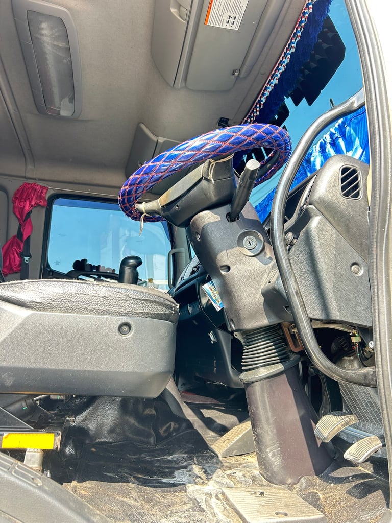 HINOรุ่นFL8jเครือง260 ปี59 กระบะยาวคอกสูง 6.50มตร HINOรุ่นFL8jเครือง260 ปี59 กระบะยาวคอกสูง 6.50มตร