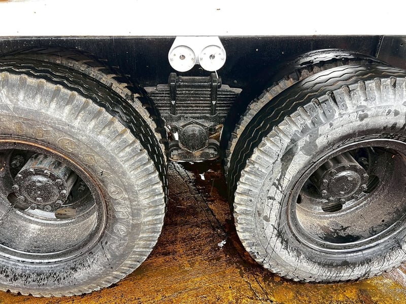 Hino 270 แรง โม่ปูน ปี 48 Hino 270 แรง โม่ปูน ปี 48