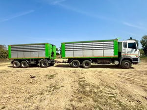 UD Truck CWE 390 ทะเบียน AP70 - 67-2159 , 67-62163 กท