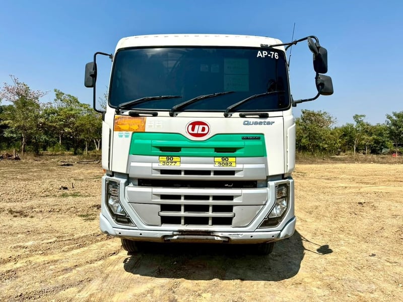 UD Truck CWE 350 ทะเบียน AP76 - 67-2573 , 67-2574