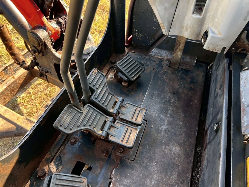 แบ็คโฮเล็ก KUBOTA 35U-6 เอกสารเล่มทะเบียนชุดโอนครบ แบ็คโฮเล็ก KUBOTA 35U-6 เอกสารเล่มทะเบียนชุดโอนครบ