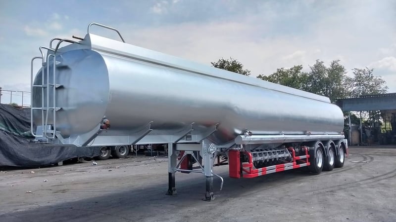 ถังน้ำมัน 45,000 ลิตร 