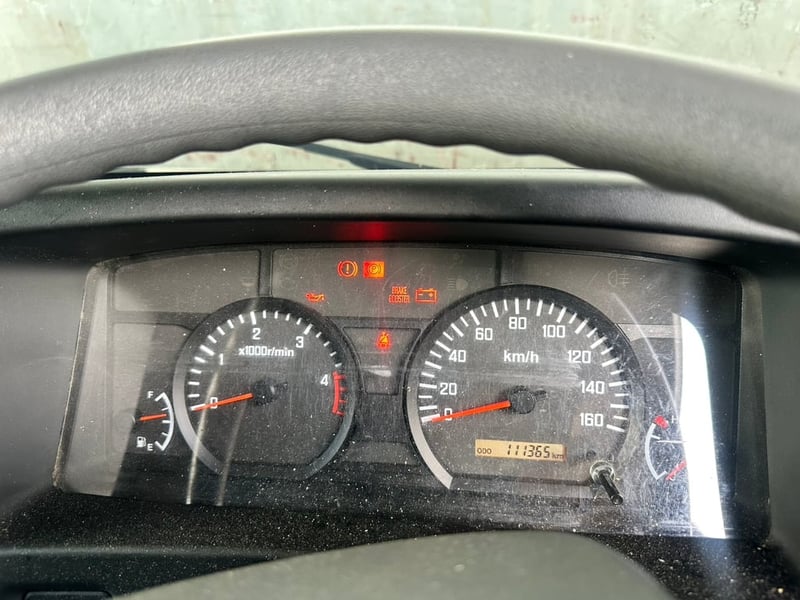 Isuzu NLR 4 ล้อตู้ทึบ ปี64 ไมล์แสนนิดๆ (เจ้าของขายเอง)