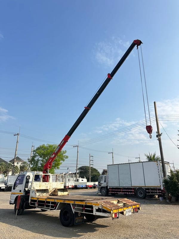 ISUZU NPR ตาเพชร ปี51 เครื่อง 4HG1 135แรง  