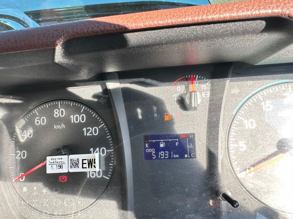 Hino mega 210 ปี64 ไมล์ 5x,xxx กระบะดั้มยาว 5เมตร