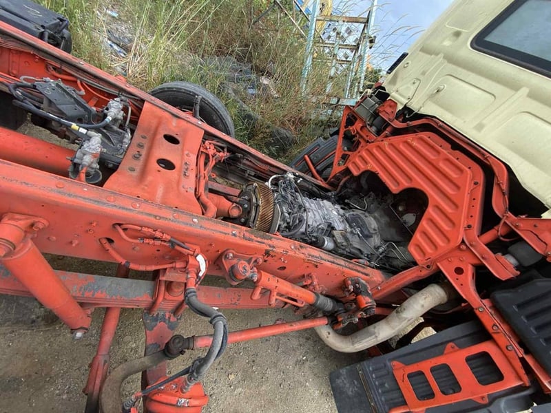 Hino Profia s700 เครื่อง E13C MT 7 Speed แท่นเตี้ย 12 ล้อ 