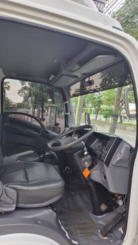 Isuzu NLR 130 คอก ปี62