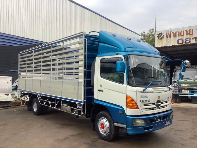 Hino 6 ล้อ กระบะพื้นเลทยาว 6.5 เมตร รถวิ่งน้อย ปี54 