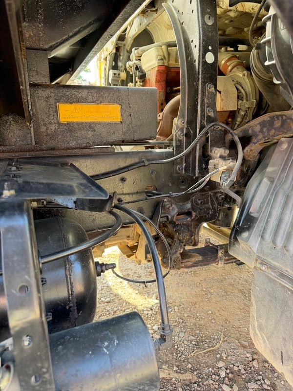 Hino 6 ล้อ 175 แรง ดั้มพ์ 3คิว Hino 6 ล้อ 175 แรง ดั้มพ์ 3คิว