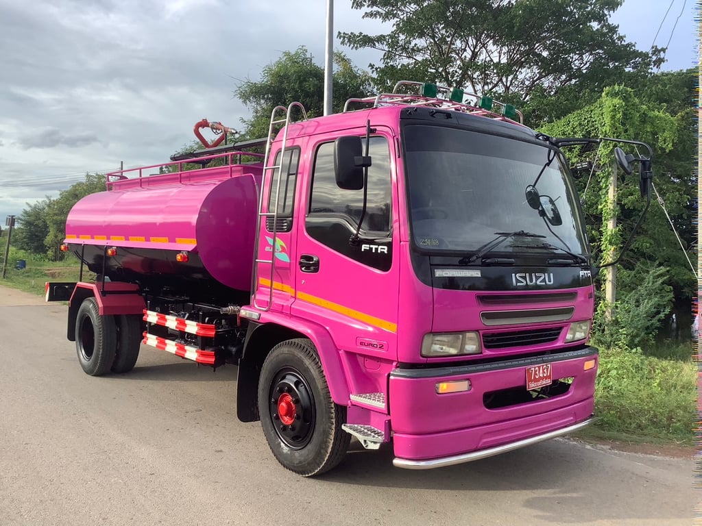 Isuzu 6 ล้อ #เดก้า 200แรง #รถน้ำ 6,000 ลิตร ปี48 