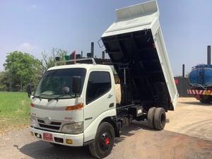 Hino 6 ล้อ(ดั้มพ์สามมิตร) ดูโท้ 136แรง ยูโร2 ปี50