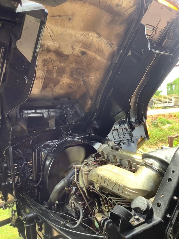 Hino 6ล้อขยะ ช่วงสั้นน 195 แรง ปี37 ราคา 620,000 บาท