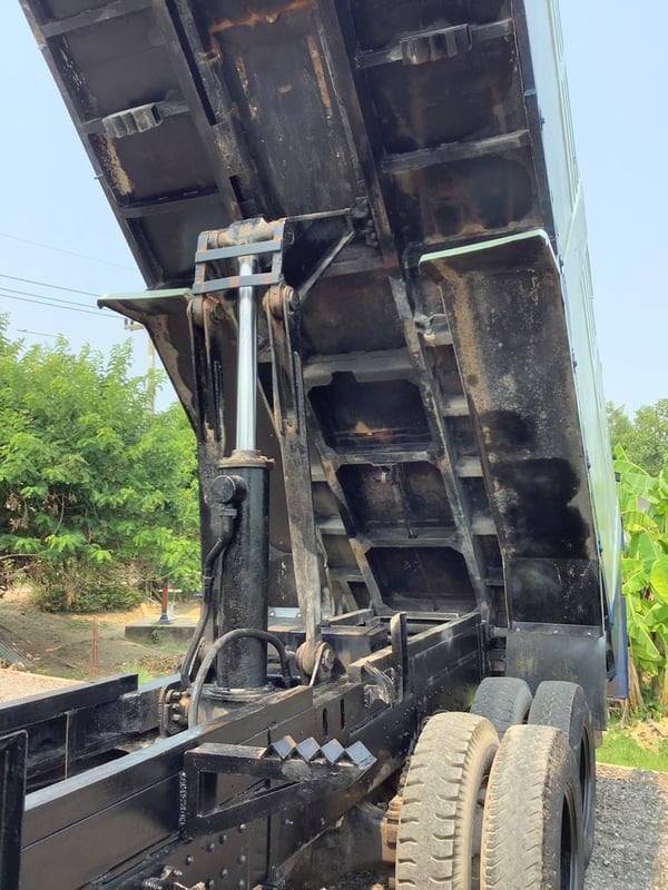 Hino 10 ล้อ ดั้มพ์ (FM3M) 240แรง(M10C) ปี38