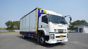 Isuzu FTR240 ปี65 ตู้ 10 บาน ยาว 7.6 ม.