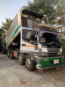 ISUZU deca 270 รถบรรทุก 12ล้อ ดั้มพ์แม่-ลูก ปี2004