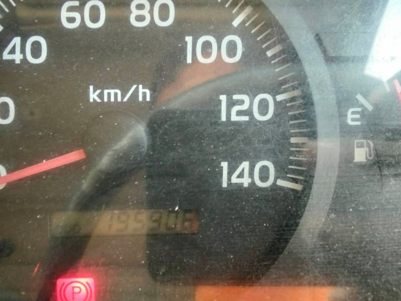 Hino 6 ล้อ กระบะพื้นเลทยาว 6.5 เมตร รถวิ่งน้อย ปี54 