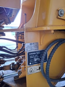 รถตัก LW330kตักได้3ตันเครื่องดีเชล รถตัก LW330kตักได้3ตันเครื่องดีเชล