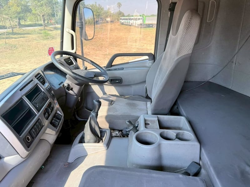 UD Truck CWE 390 ทะเบียน AP69 - 67-2158 , 67-2162 กท