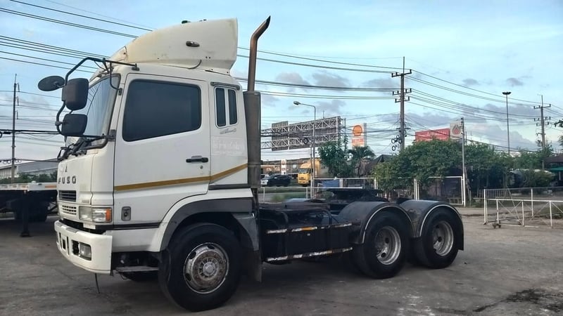 สิบล้อหัวลาก มิตซู 380แรงม้า ราคา 480,000 บาท