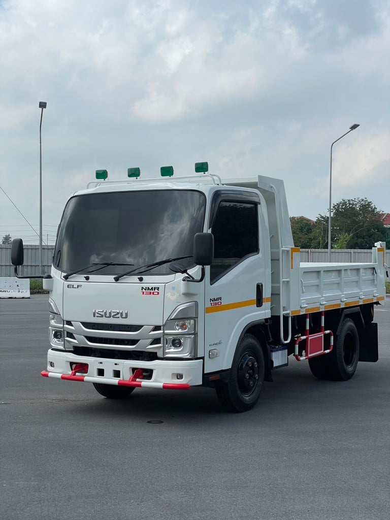 ISUZU NMR130 ดั้มพ์ ปั66 ดั้มพ์ 3 คิว  ISUZU NMR130 ดั้มพ์ ปั66 ดั้มพ์ 3 คิว