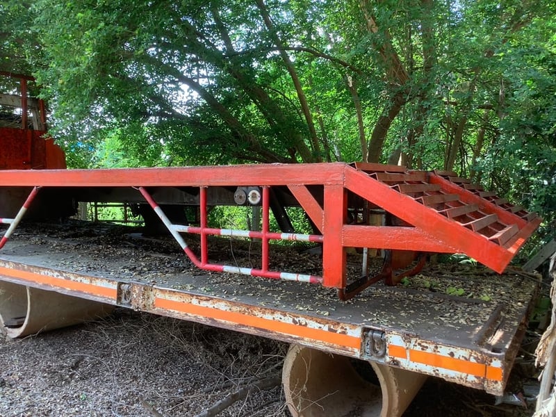 กระบะ พื้นเรียบ  ราคา 35,000 บาท 