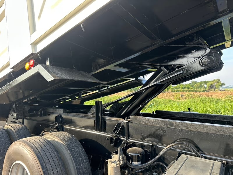 ฮีโน่ FM2P 380 พ่วงแม่+ลูก ปี 57 สามมิตรดั้ม แม่ 6.00  ลูก 6.5  สูง 1.60 ม.