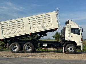 ฮีโน่ FM2P 380 พ่วงแม่+ลูก ปี 57 สามมิตรดั้ม แม่ 6.00  ลูก 6.5  สูง 1.60 ม.