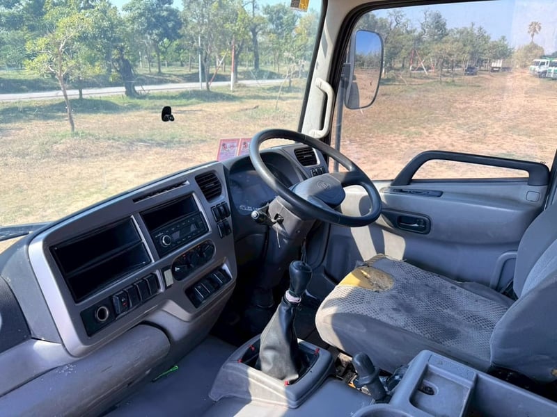 UD Truck CWE 350 ทะเบียน AP72 - 67-2161,67-2168